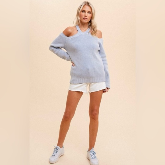 Hem & Thread Sweaters - NEW!! Blue cold shoulder top💕